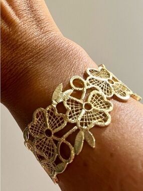 NWT | Piper K Gold Floral Filigree Statement Cuff Bracelet